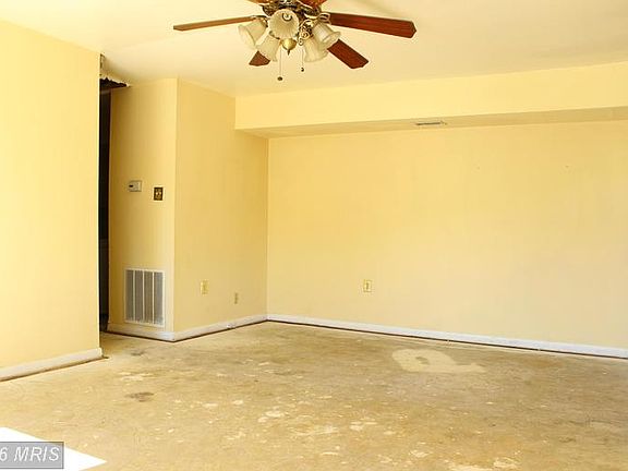 4th image of 8422 Orinda Ct #273