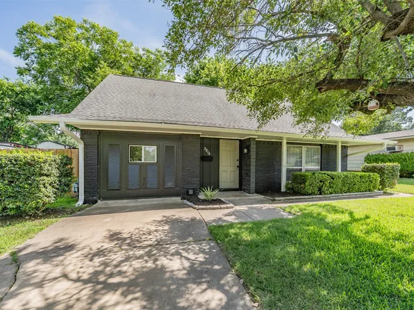 3214 Ridgeview Cir, Irving, TX 75062