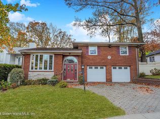 110 Norden St, Staten Island, NY 10304