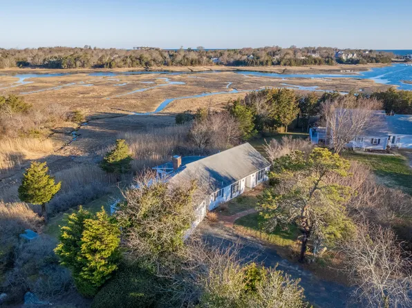 43 Palmer Lane, East Dennis, MA 02641