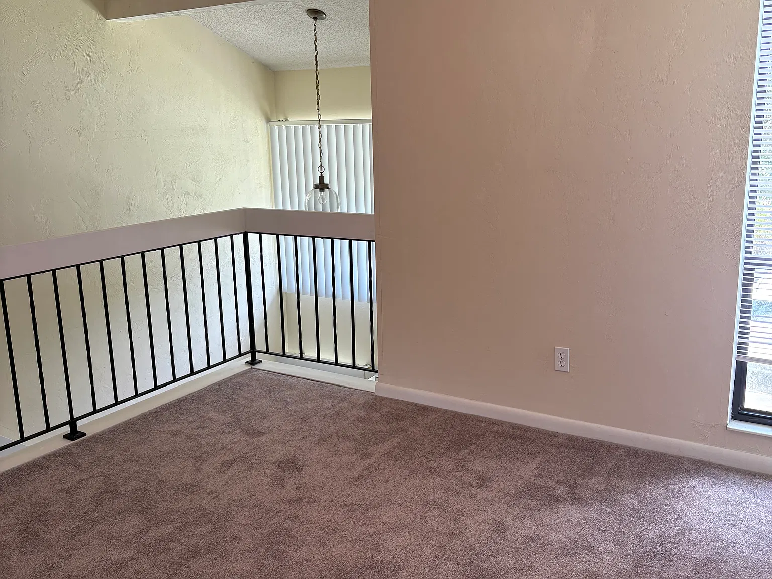 2 bed, 1098 sqft, $1,650 — Photo 4