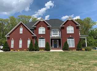 305 Fieldcrest St SW, Hartselle, AL 35640