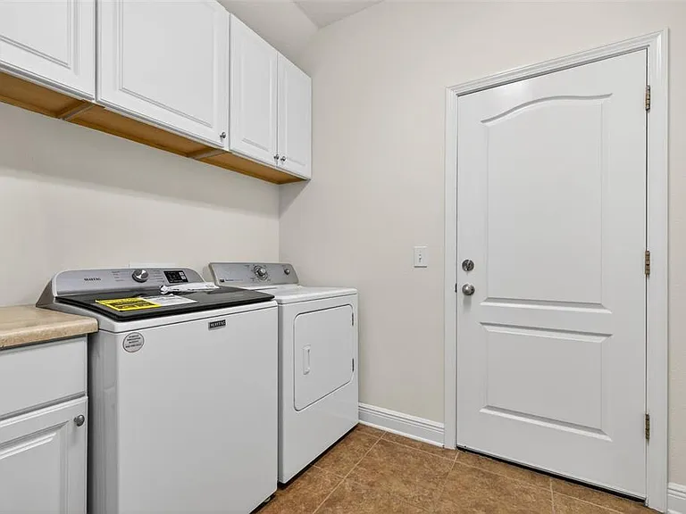 3204 W Marlin Ave — Photo 22
