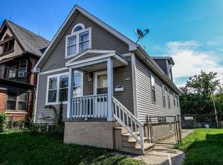 2568 N Holton St, Milwaukee, WI