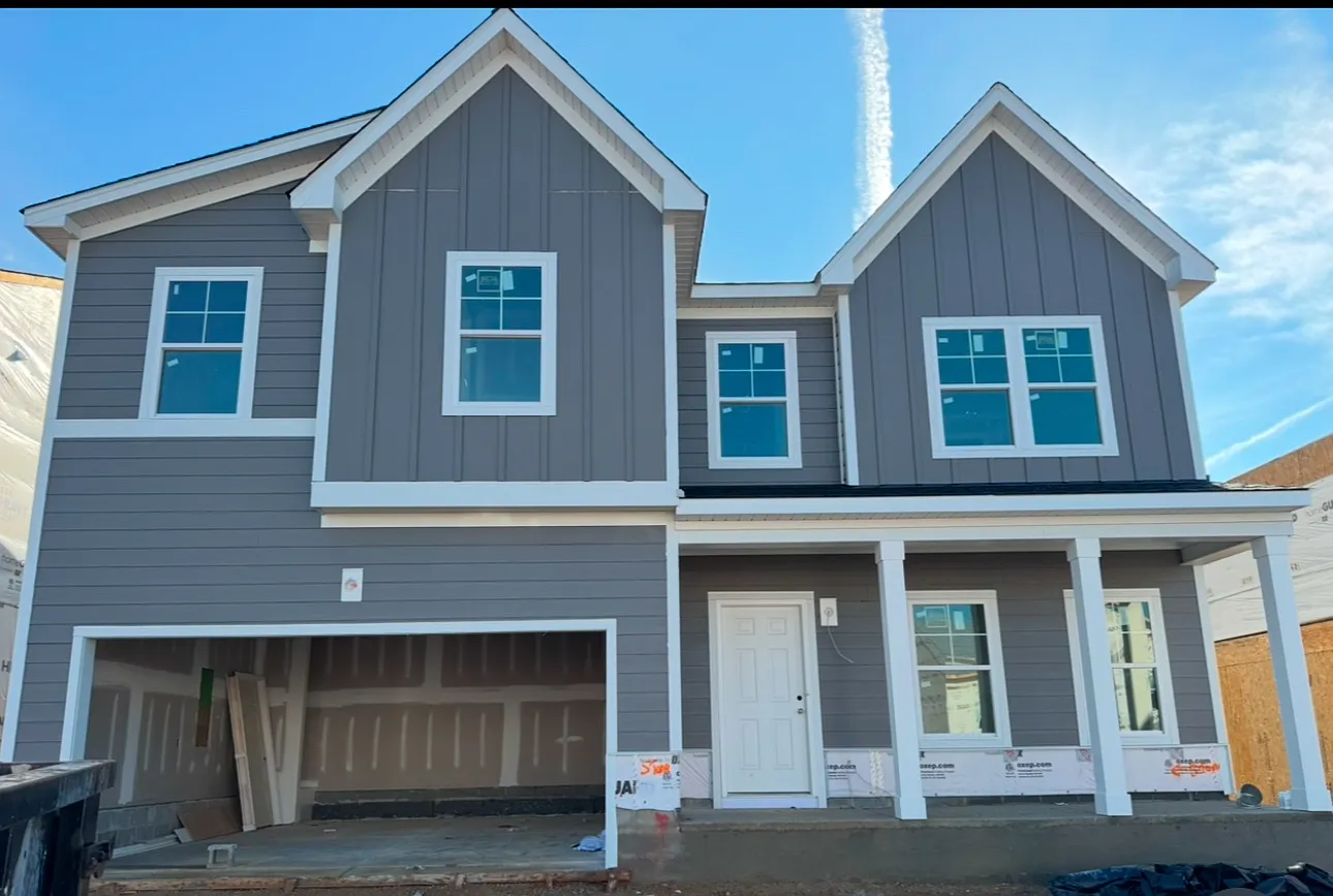 528 Marthas View Way — Photo 1