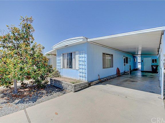 4th image of 580 Santa Lucia Dr