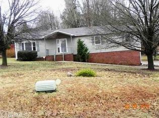 105 Blair Dr, Archdale, NC 27263