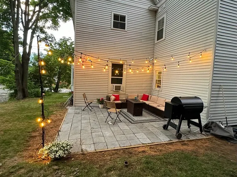 34 Revere St — Photo 19