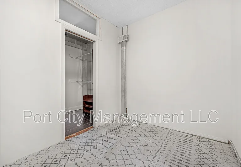 207 S Ellwood Ave — Photo 13