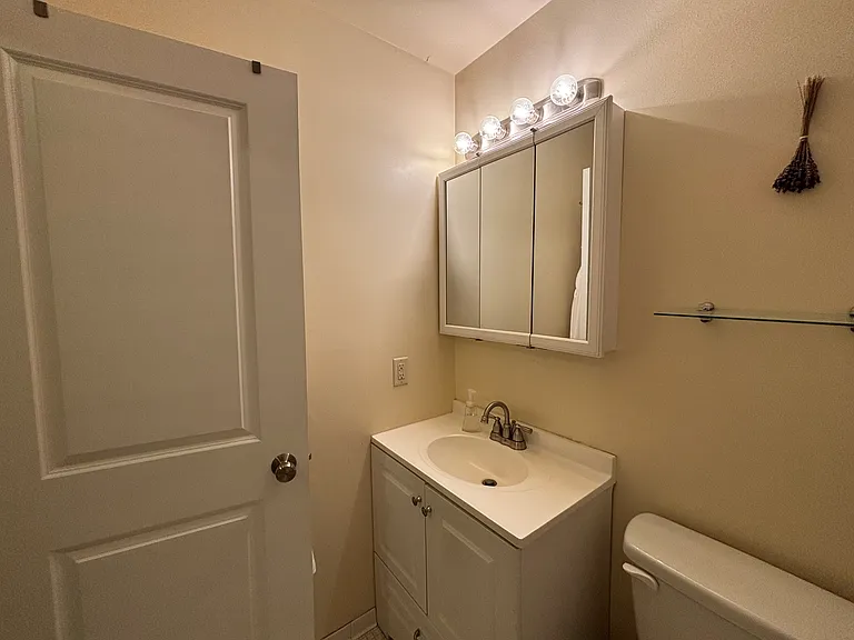 2078 Glenbridge Ct — Photo 13