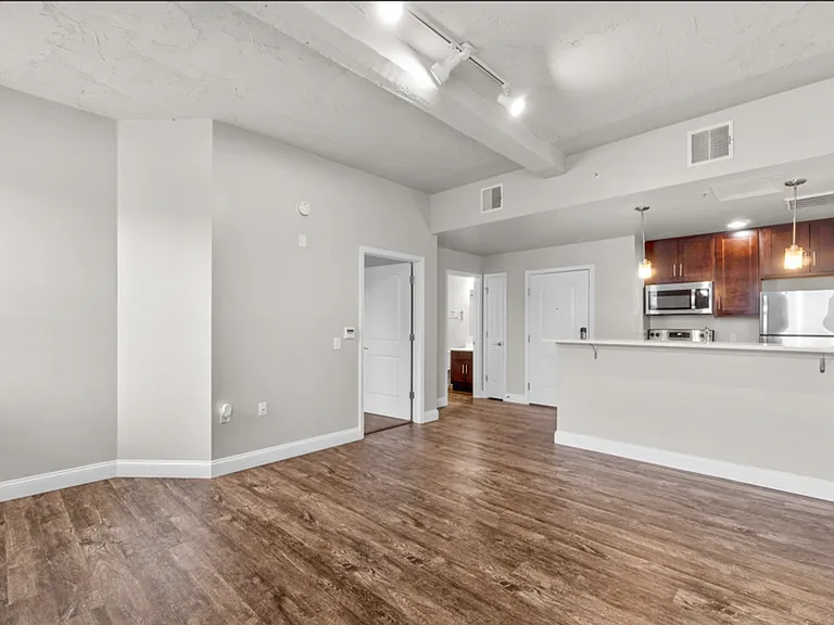 Two32 Apartments — Photo 6