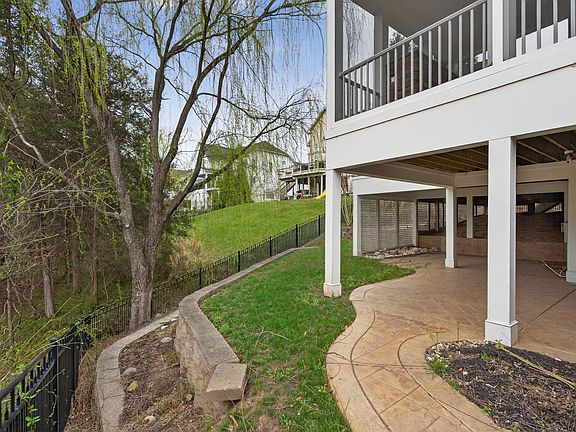 5th image of 43286 Canal Creek Pl
