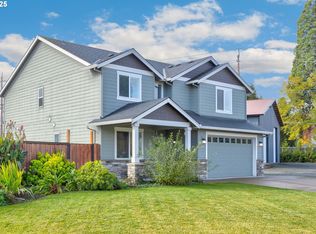 13920 S Lucia Ln, Mulino, OR 97042