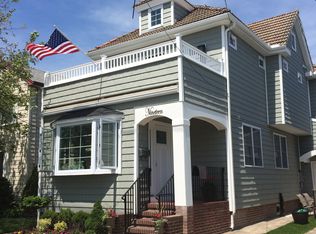 19 N Fredericksburg Ave, Ventnor, NJ 08406