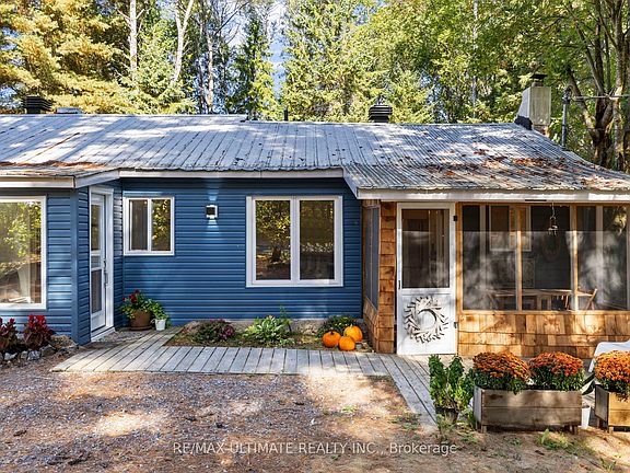 2nd image of 328 Muskoka Rd #10