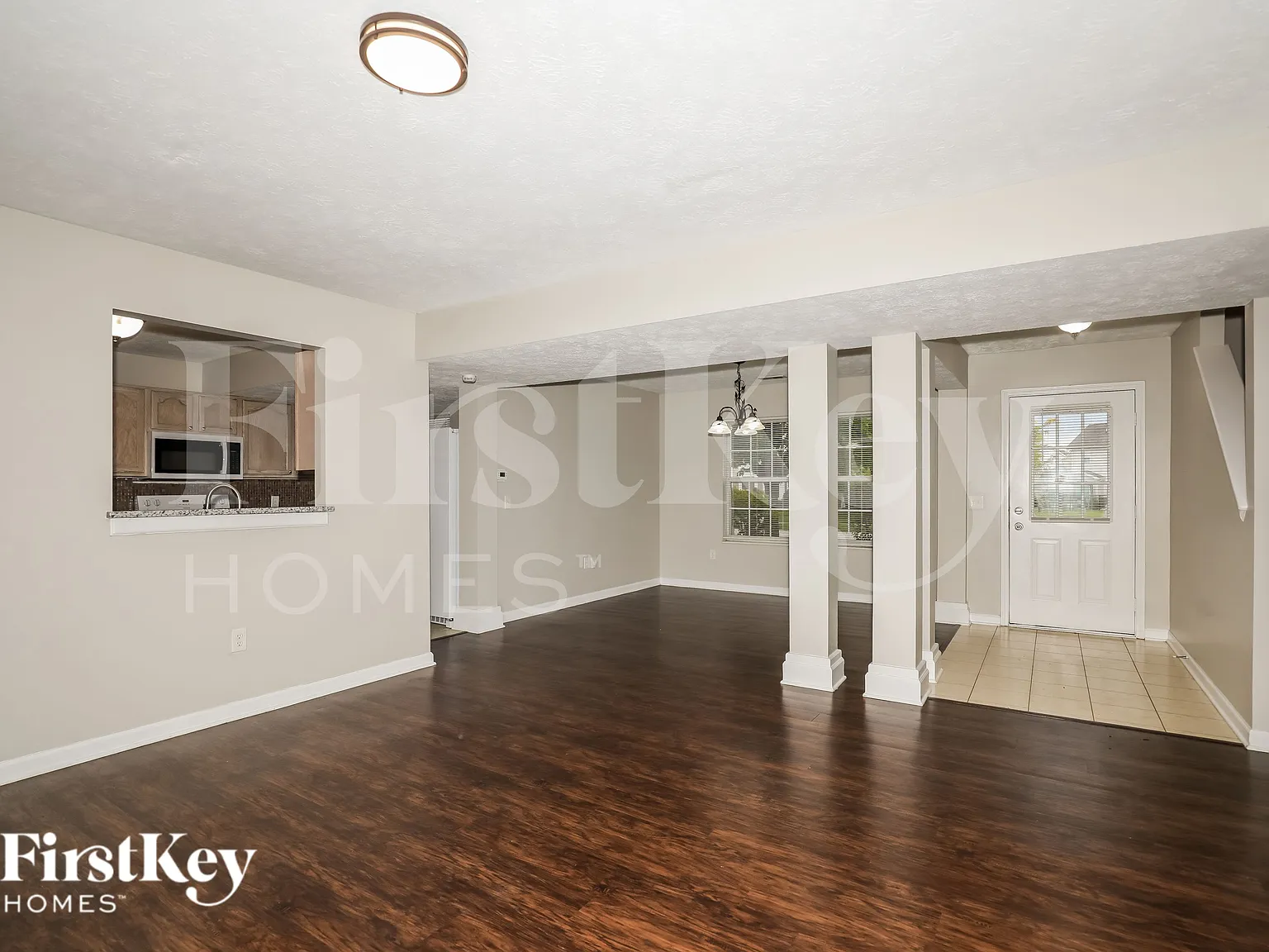 3 bed, 3.0 bath, 1823 sqft, $2,385 — Photo 3