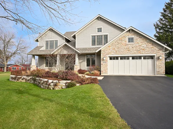 2S245 Riverside Pkwy, Warrenville, IL 60555