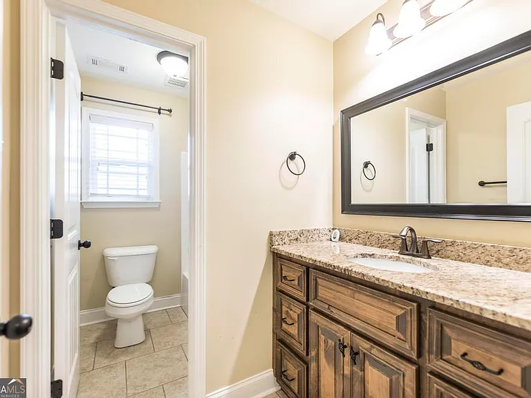 203 Norfolk Cir — Photo 25