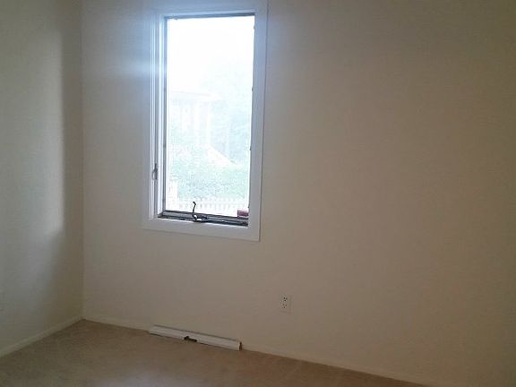 5th image of 8 N Mountain Ave APT B
