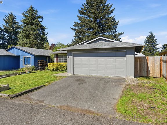 4th image of 283 NW 182nd Ave