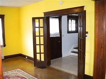 2nd image of 3118 Urwiler Ave