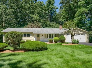 36 Cranbrook Dr, Holden, MA 01520