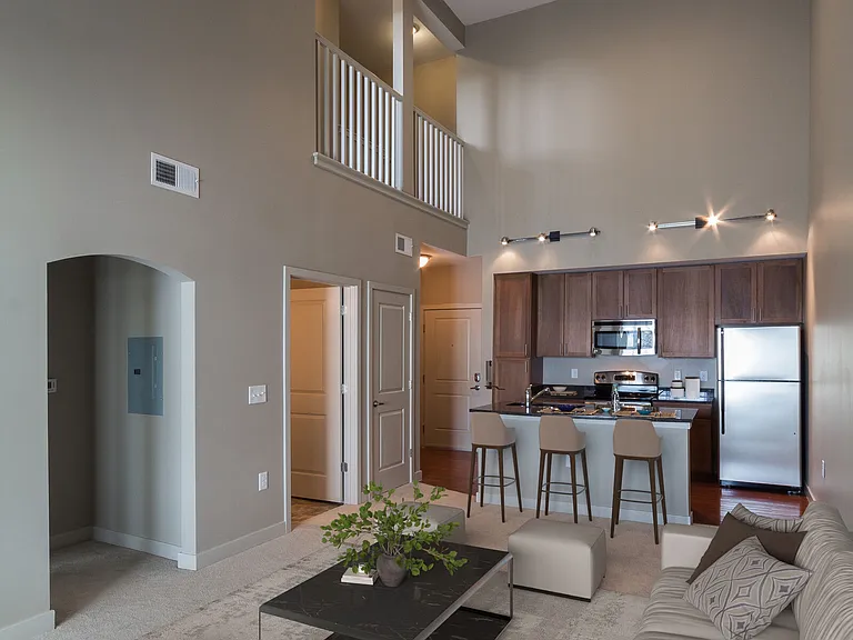 Promenade Pointe — Photo 20