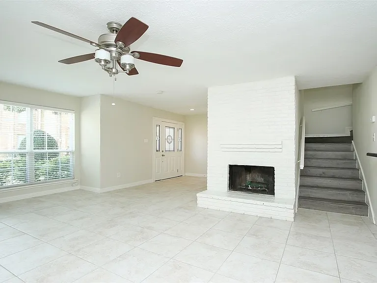 14641 Perthshire Rd — Photo 15