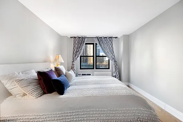Rented by Compass | media 6