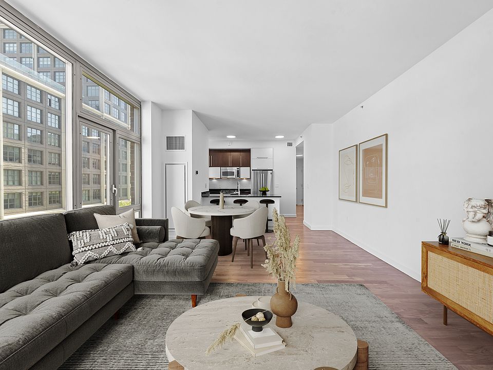 1st image of 100 Jay St APT 6C