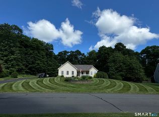 4 N Ridge Dr, Cromwell, CT 06416