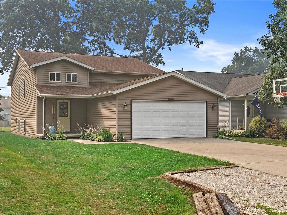 1st image of 9921 271st AVENUE