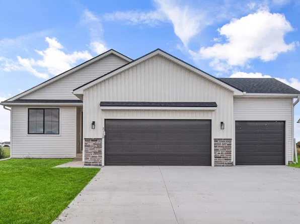 3128 9th Ave SW, Altoona, IA 50009