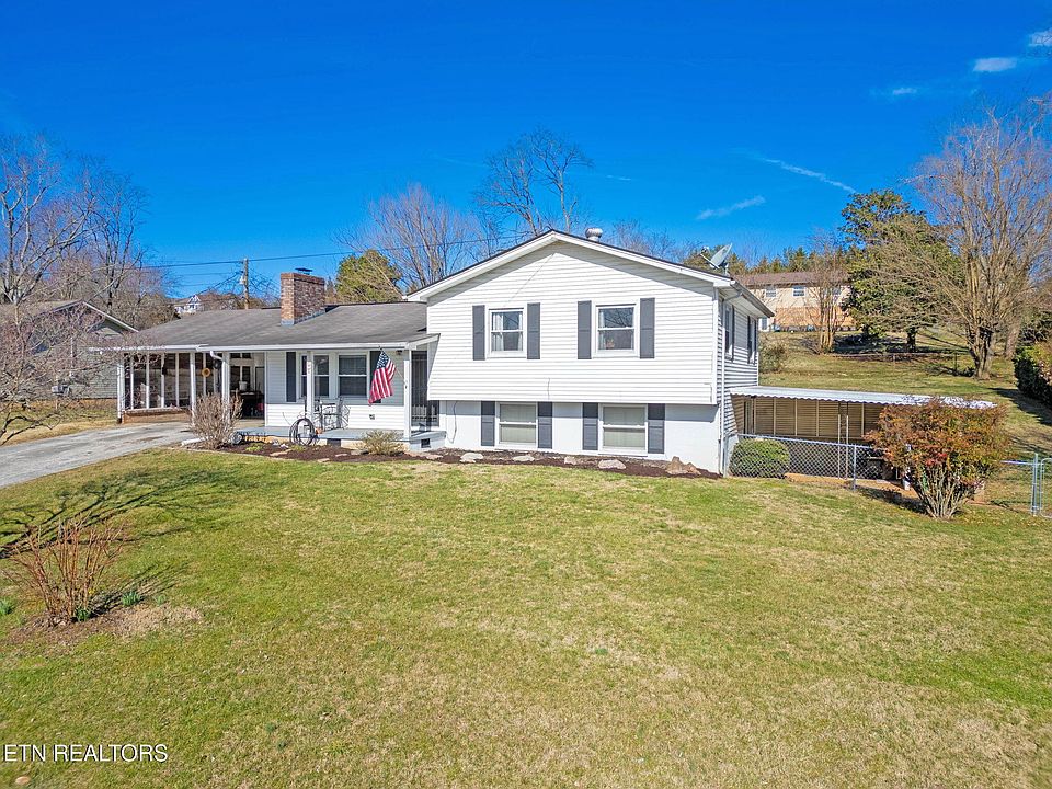 1st image of 7227 NW Winchester Dr