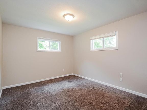 5th image of 9150 Harold Dr