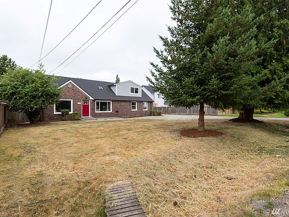 2nd image of 11104 Vickery Ave E
