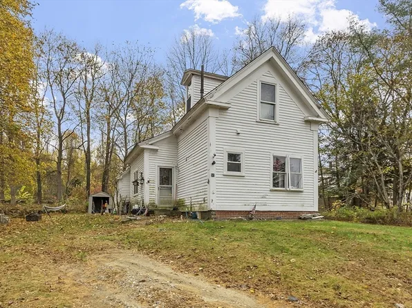 31 Kelton St, Athol, MA 01331