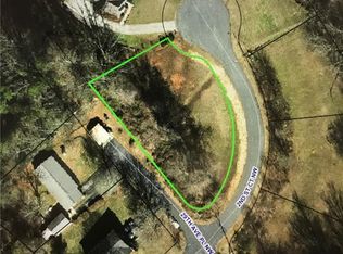 2953 2nd Street Ct, Hickory, NC 28601