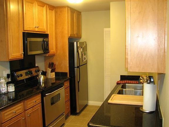 3rd image of 4386 Idaho St