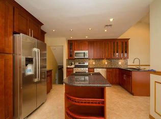 7 Hastings Rd, Massapequa, NY 11758