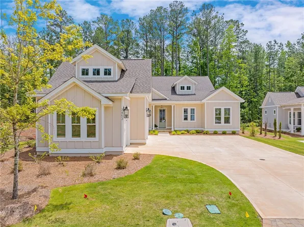 3453 Golden Eagle Ln, Opelika, AL 36801