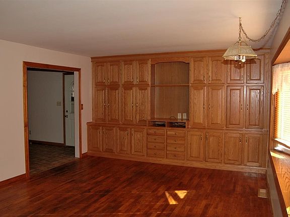 4th image of 11767 Garden Ln