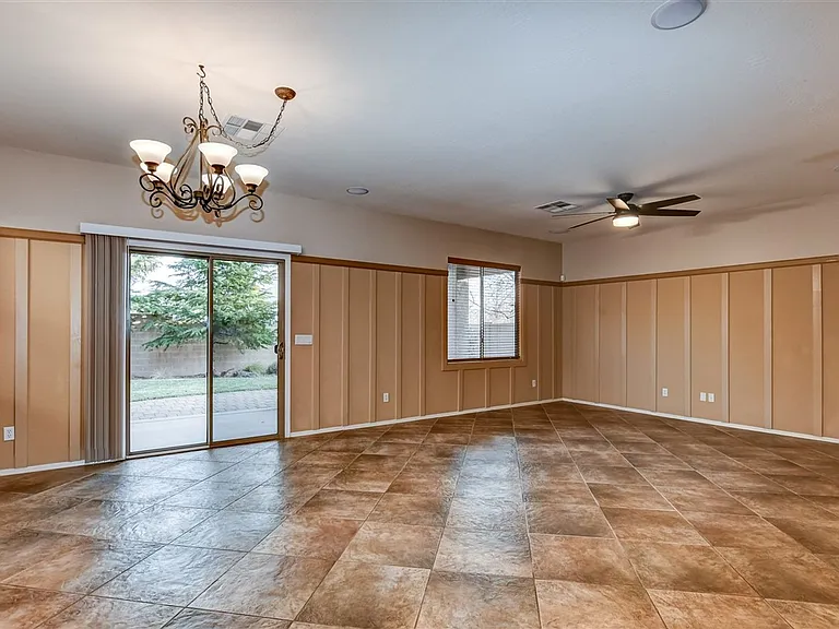 1148 Arden Ct — Photo 11