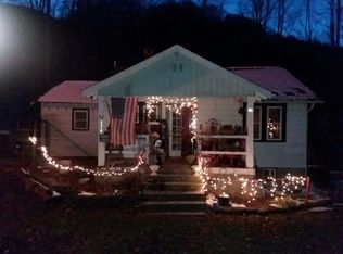 174 Biodome Dr, Waynesville, NC 28785