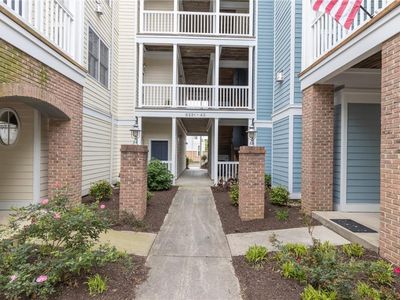 8233 N View Blvd, Norfolk, VA, 23518