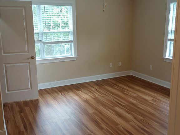 4th image of 111 E Grady St APT B