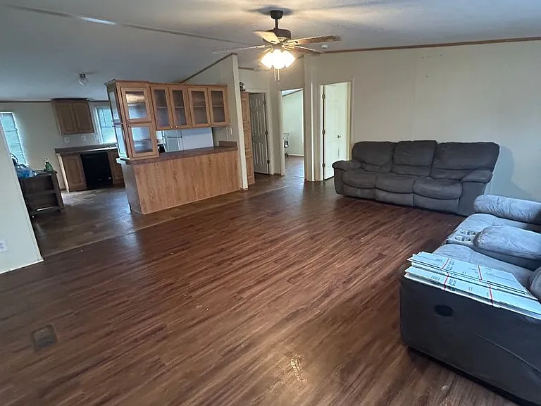 127 Alyene Dr — Photo 9