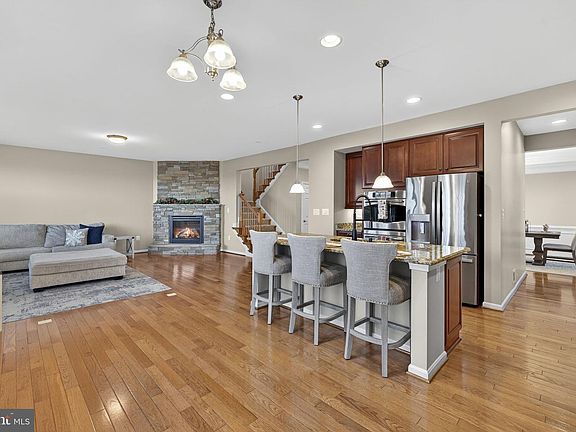 4th image of 2708 Cassidy Ct