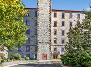 1 Rosamond St E #302, Mississippi Mills, ON K0A1A0