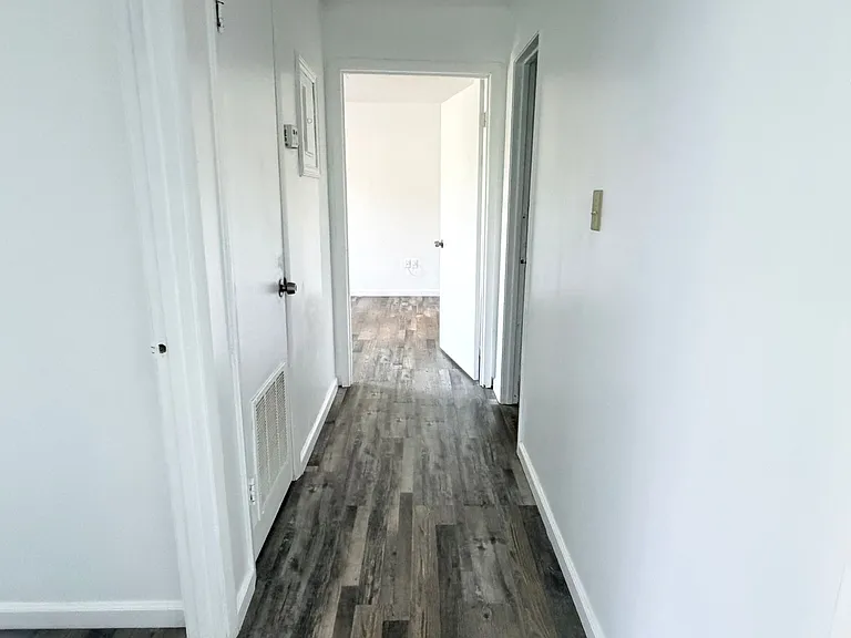 4114 Oak Dr — Photo 8